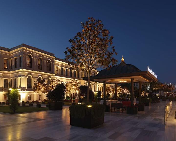 Four Seasons Hotel Istanbul at the Bosphorus, (₺̶ ̶3̶2̶.̶0̶4̶6̶) ₺  7.142'den başlayan fiyatlara. İstanbul Otelleri - KAYAK
